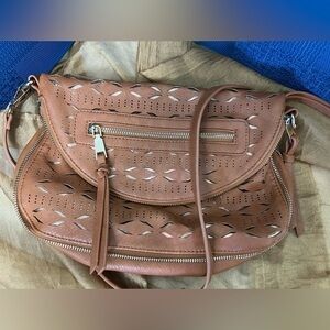 Urban expressions expandable foldover bag